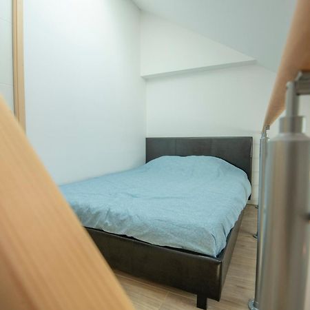 Appartement Kasa Factory - Au Calme - Tv & Wifi à Saint-Quentin  Extérieur photo