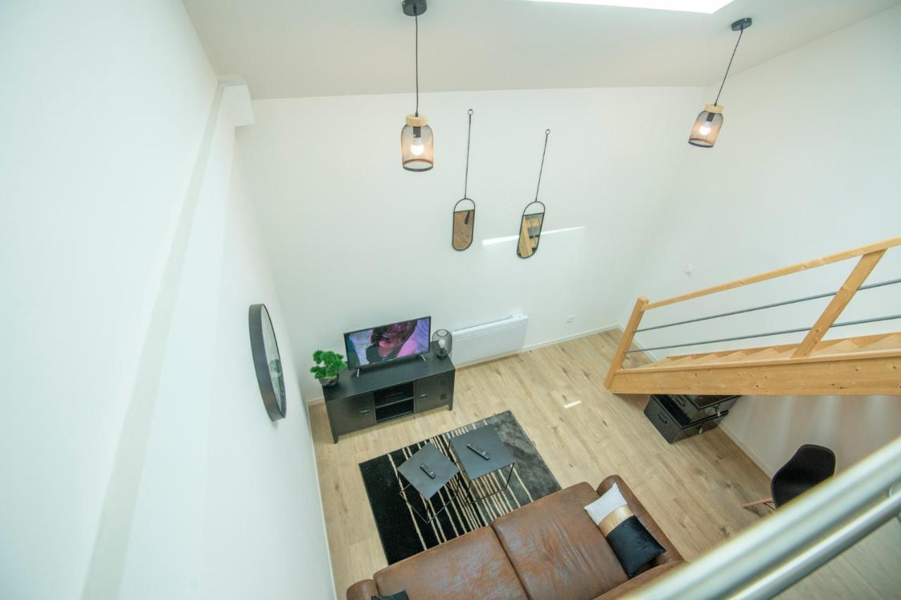 Appartement Kasa Factory - Au Calme - Tv & Wifi à Saint-Quentin  Extérieur photo