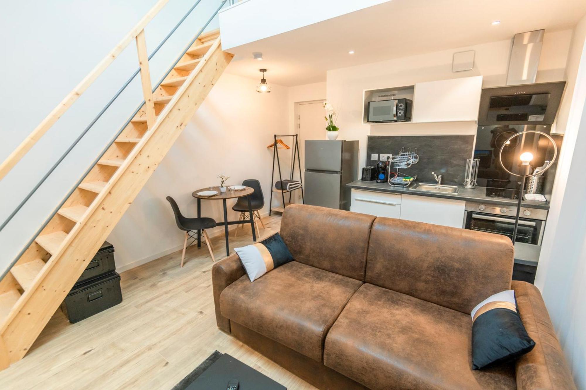 Appartement Kasa Factory - Au Calme - Tv & Wifi à Saint-Quentin  Extérieur photo